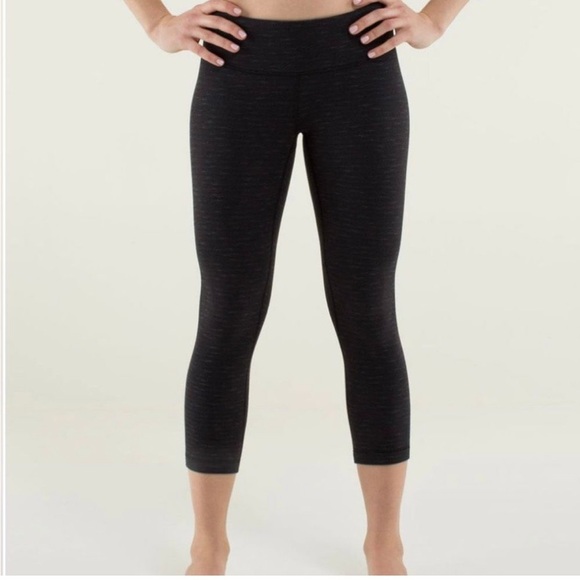 Lululemon Wunder Under Crop Leggings  Pique Luon Black - Picture 2 of 13